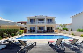 Villa – Paralimni, Famagusta, Chipre. 4 800 €  por semana