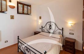 13 dormitorio villa 588 m² en Lucca, Italia. 2 290 000 €