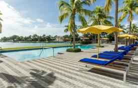 Piso – Miami Beach, Florida, Estados Unidos. $850 000