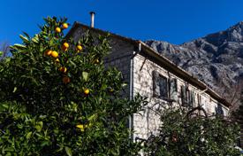 6 dormitorio chalet 140 m² en Dobrota, Montenegro. 799 000 €