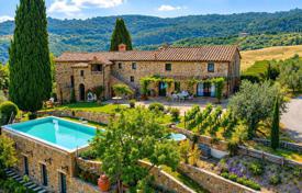 6 dormitorio villa 638 m² en Montecatini Val di Cecina, Italia. 1 900 000 €