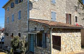 4 dormitorio casa de pueblo 190 m² en Poreč, Croacia. 370 000 €