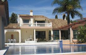 Villa – Marbella, Andalucía, España. 7 400 €  por semana