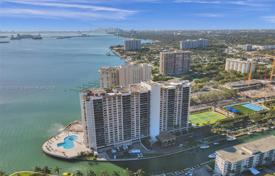 1-dormitorio apartamentos en condominio 136 m² en Miami, Estados Unidos. $295 000