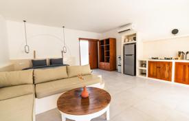 2 dormitorio villa 147 m² en Bingin Beach, Indonesia. $235 000