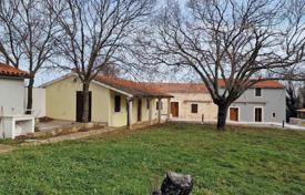 2 dormitorio casa de pueblo 200 m² en Barban, Croacia. 690 000 €