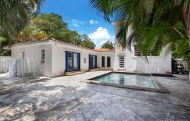 7 dormitorio villa 333 m² en Key Biscayne, Estados Unidos. $2 600 000