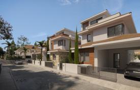 5 dormitorio chalet 238 m² en Dromolaxia, Chipre. 630 000 €