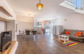 3 dormitorio casa de pueblo 120 m² en Medulin, Croacia. 700 000 €