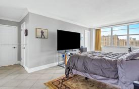Condominio – Hallandale Beach, Florida, Estados Unidos. $439 000
