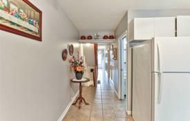 2 dormitorio adosado en Old Toronto, Canadá. C$1 910 000