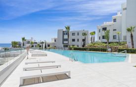 2 dormitorio piso 149 m² en Estepona, España. 495 000 €
