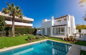 5 dormitorio villa 349 m² en Marbella, España. 1 330 000 €