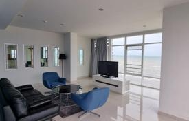 4 dormitorio piso 310 m² en Pattaya, Tailandia. $779 000