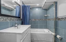 8 dormitorio casa de pueblo en Scarborough, Canadá. C$1 537 000