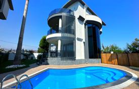 5 dormitorio villa 280 m² en Payallar, Turquía. $530 000