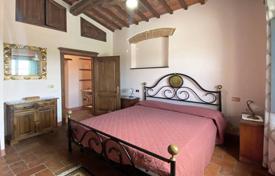 10 dormitorio villa 436 m² en Marciano della Chiana, Italia. 700 000 €