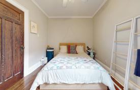 15 dormitorio casa de pueblo en York, Canadá. C$1 686 000