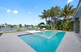8 dormitorio villa 450 m² en Key Biscayne, Estados Unidos. $7 350 000