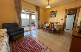 5 dormitorio piso 100 m² en Torrevieja, España. 370 000 €