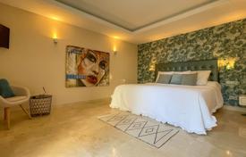 5 dormitorio villa 528 m² en Marbella, España. 2 995 000 €