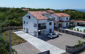 5 dormitorio casa de pueblo 184 m² en Primorje-Gorski Kotar County, Croacia. Price on request