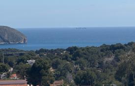 Terreno en Moraira, España. 425 000 €