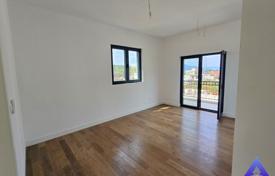 2 dormitorio piso 74 m² en Mrčevac, Montenegro. 252 000 €