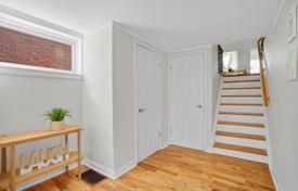 7 dormitorio casa de pueblo en Etobicoke, Canadá. C$1 475 000