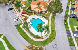 Casa de pueblo – Pembroke Pines, Broward, Florida,  Estados Unidos. $539 000