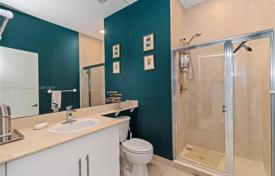 3-dormitorio apartamentos en condominio 132 m² en Miami, Estados Unidos. $1 099 000