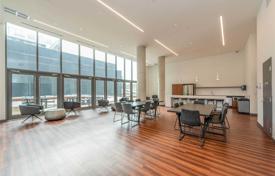 5 dormitorio piso en North York, Canadá. C$796 000