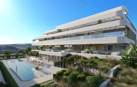 4 dormitorio piso 93 m² en Estepona, España. 545 000 €