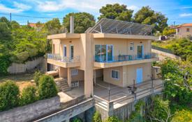 4 dormitorio casa de pueblo 186 m² en Galatas, Grecia. 290 000 €