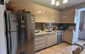 3 dormitorio piso 86 m² en Vake-Saburtalo, Georgia. $200 000