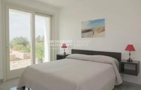 5 dormitorio villa en Castrignano del Capo, Italia. Price on request