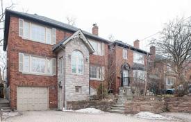 Casa de pueblo – Eglinton Avenue East, Toronto, Ontario,  Canadá. C$2 010 000