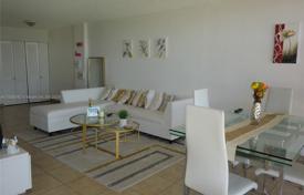 2-dormitorio apartamentos en condominio 102 m² en Hallandale Beach, Estados Unidos. $269 000