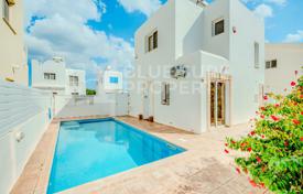 3 dormitorio villa en Pernera, Chipre. 365 000 €