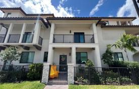 3 dormitorio adosado 149 m² en Doral, Estados Unidos. $719 000