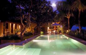 Villa – Sanur Beach, Bali, Indonesia. 9 100 €  por semana