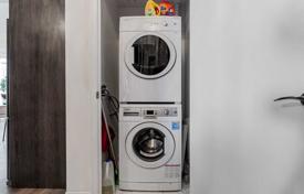 5 dormitorio piso en Etobicoke, Canadá. C$959 000