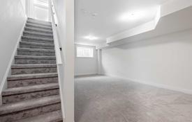 5 dormitorio casa de pueblo en Scarborough, Canadá. C$2 065 000