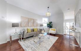 10 dormitorio adosado en Old Toronto, Canadá. C$1 918 000