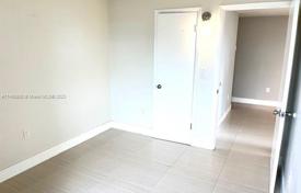 2-dormitorio apartamentos en condominio 56 m² en Miami, Estados Unidos. $333 000