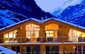 6 dormitorio chalet en Zermatt, Suiza. 18 500 €  por semana