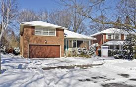 4 dormitorio casa de pueblo en North York, Canadá. C$2 102 000