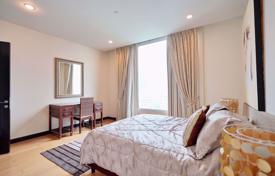 2-dormitorio apartamentos en condominio en Pathum Wan, Tailandia. $2 900  por semana