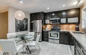 5 dormitorio casa de pueblo en North York, Canadá. C$2 112 000