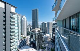 2-dormitorio apartamentos en condominio 107 m² en Miami, Estados Unidos. $899 000